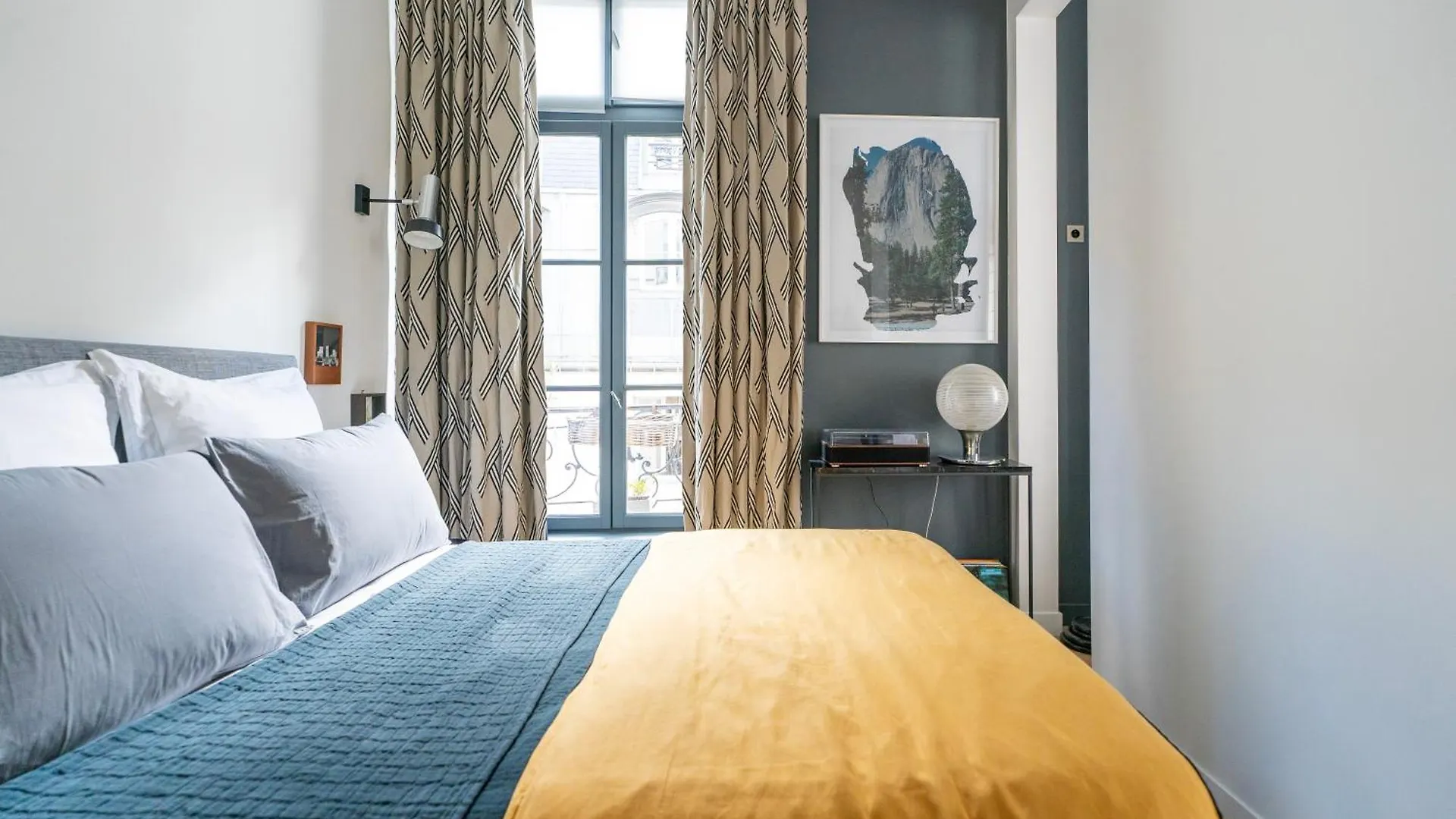 Stylish Flat Close To Louvre & Palais-Royal Paris 0*,  France