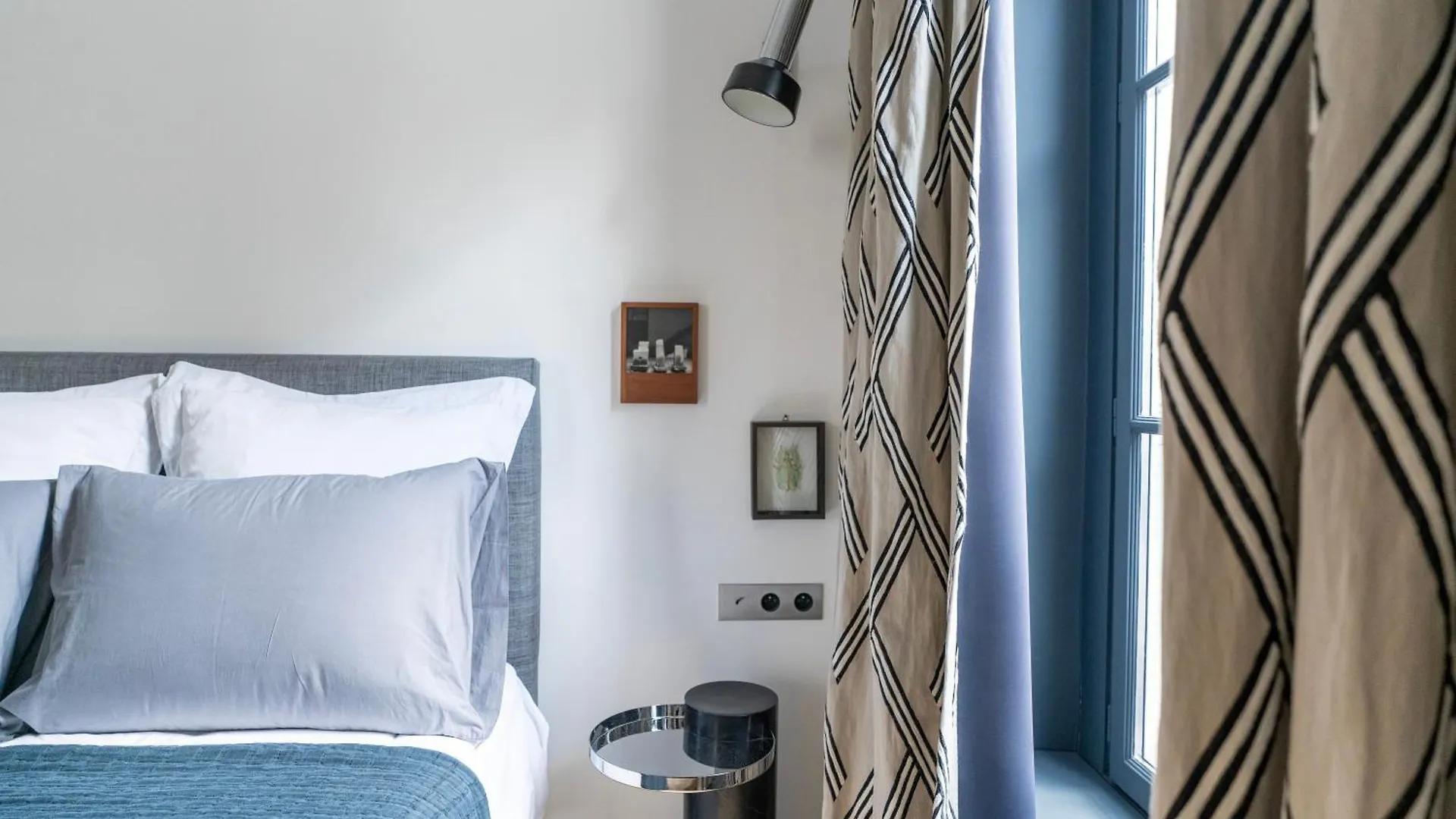 Stylish Flat Close To Louvre & Palais-Royal Paris 0*,  France