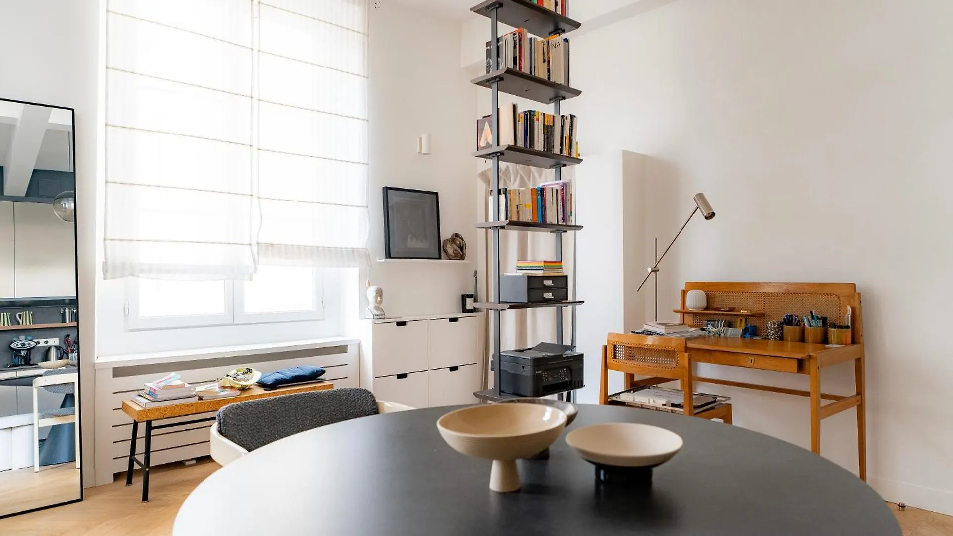 Stylish Flat Close To Louvre & Palais-Royal Paris